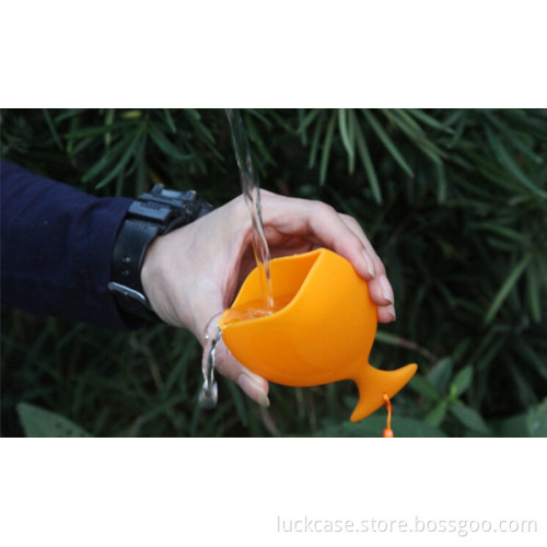LFGB FDA approved food grade silicone outdoors portable Mini wine glass drinking cup goblet